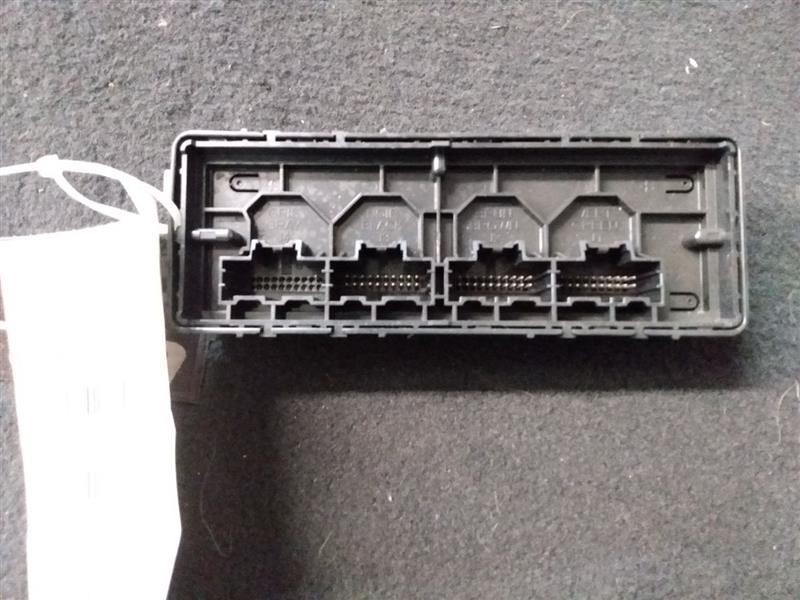 Chassis ECM Temperature Below Glove Box LS Fits 16-17 CAMARO 599663