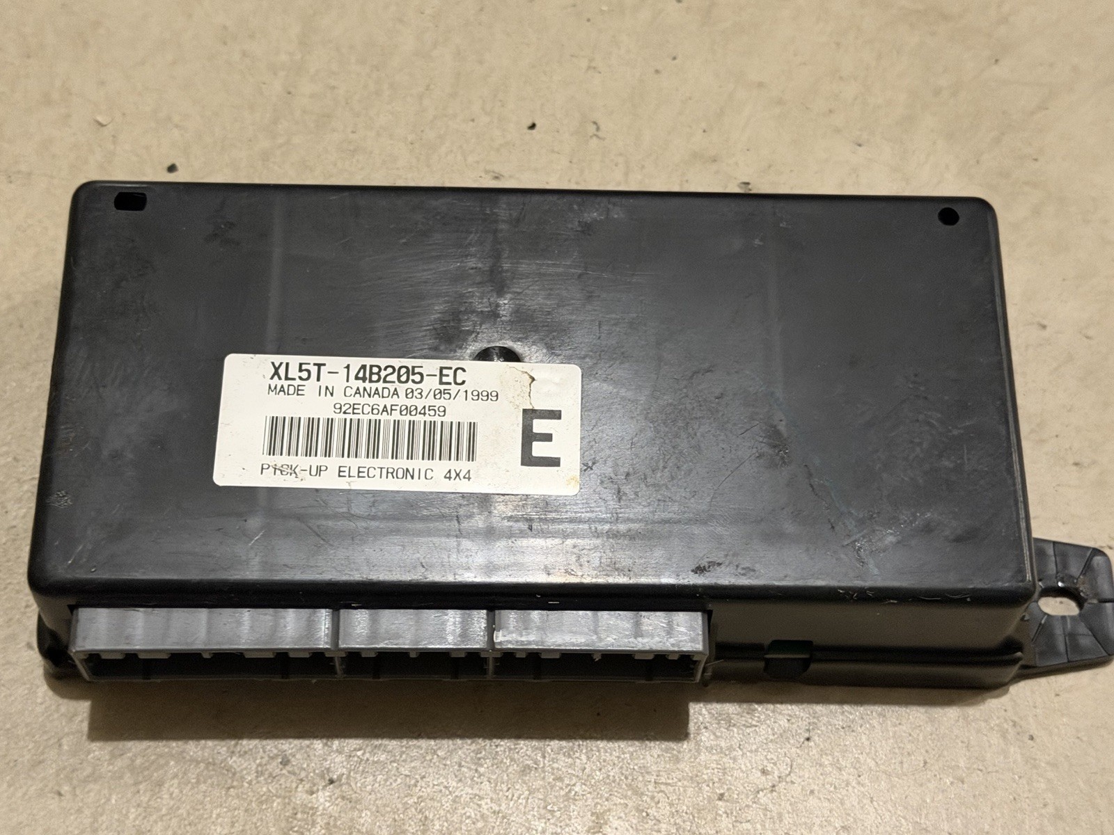XL5T-14B205-EC Ford Ranger Mazda MW ML AT ESOF 4X4 GEM Computer Module 1999
