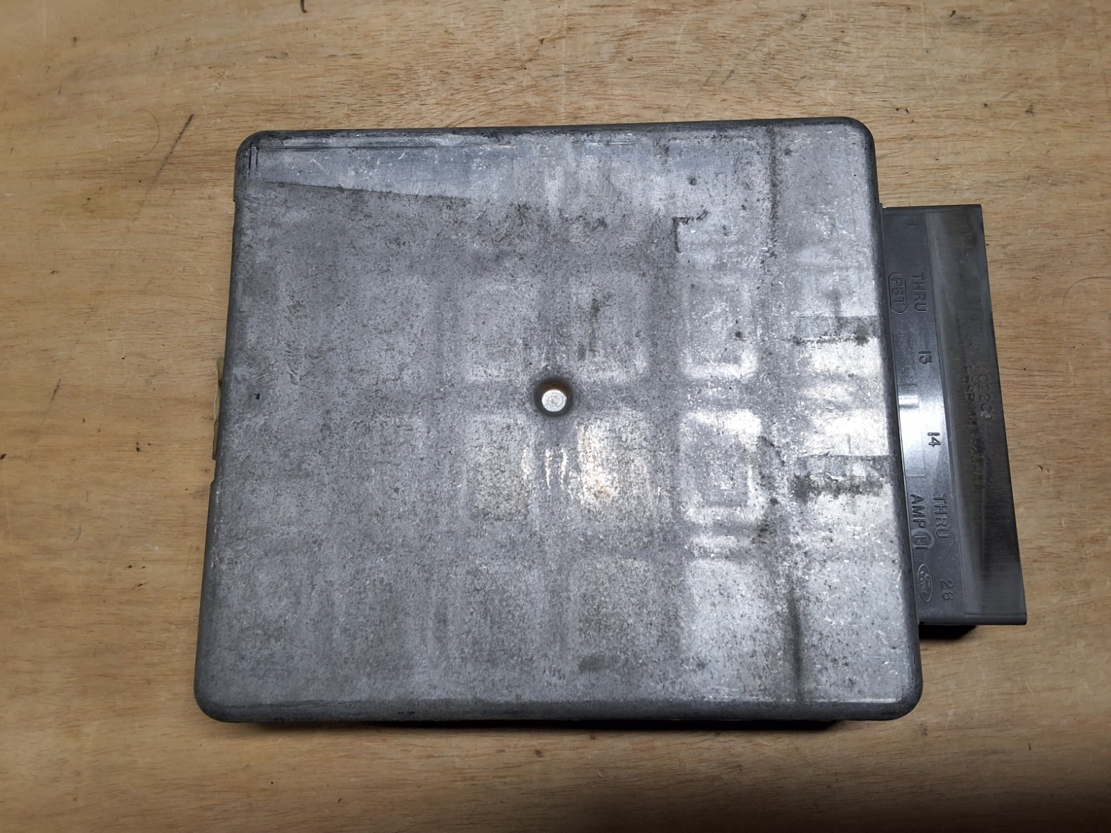 2000 Ford Econoline Van E150 E250 4.2 ECU engine computer # YC2F-12A650-AGD */*