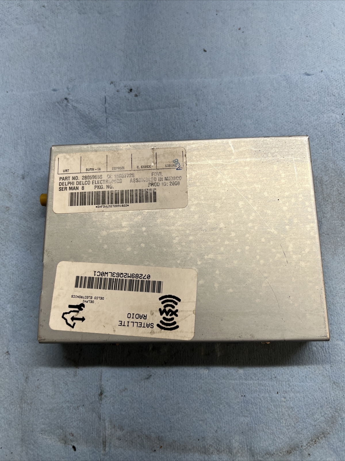 2007-2013 GMC SIERRA 1500 XM SATELLITE RADIO RECIEVER MODULE 28059656 15907728