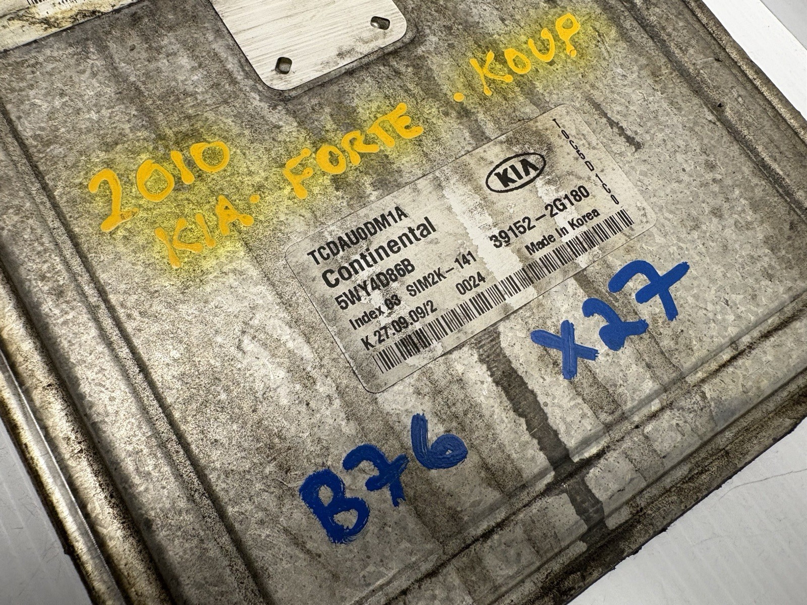 2010 Kia Forte Computer Brain Engine Control ECU ECM / 391022G101