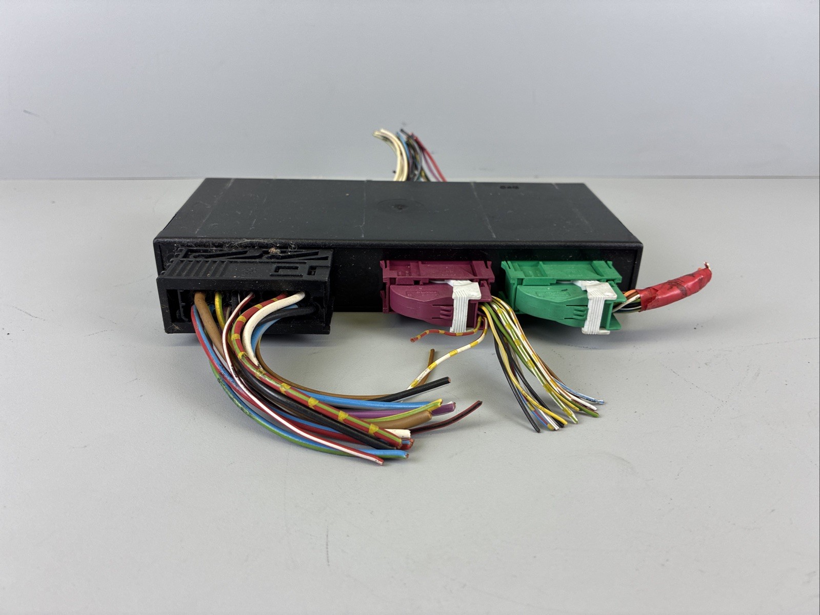 1996-2002 BMW Z3 E36 Body Control Module OEM 61.35-8 369 484