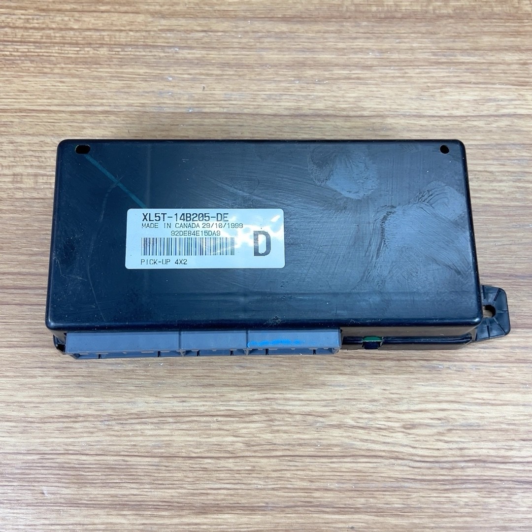 99-02 Ford Ranger 4×2 GEM Body Control Module BCM XL5T-14B205-DE