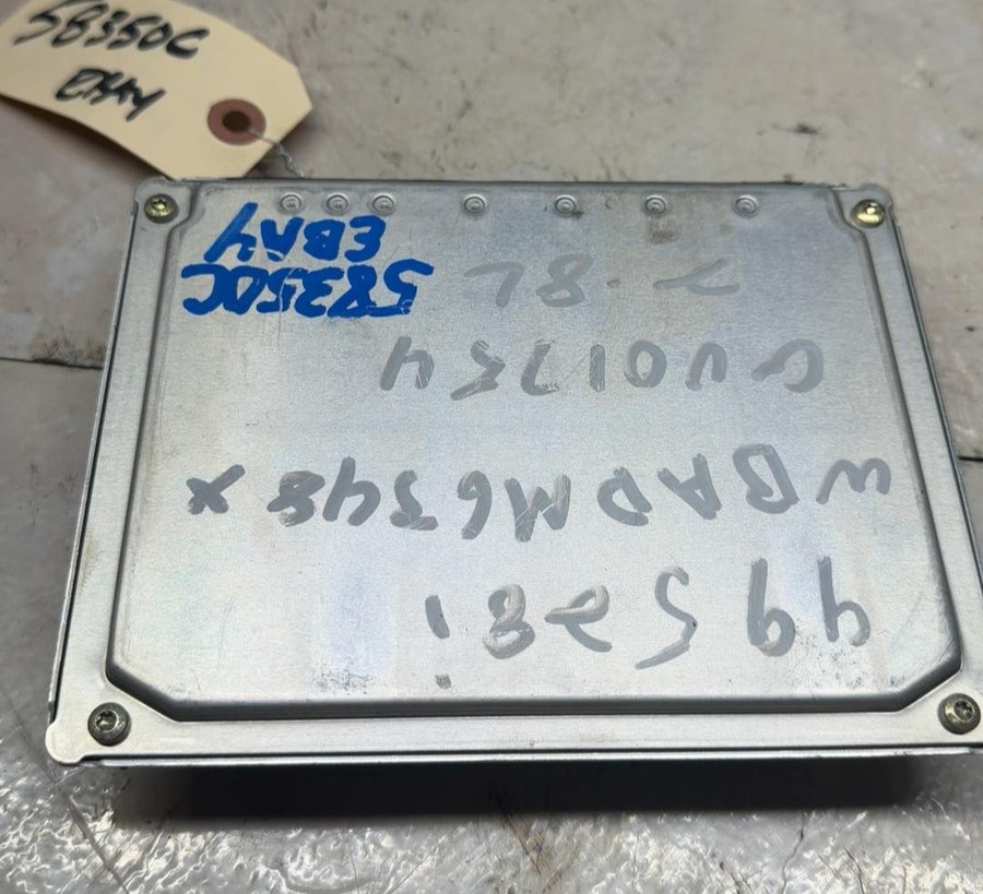1999-2000 BMW 528I SDN Engine Computer Electronic Control Module ECM ECU OEM