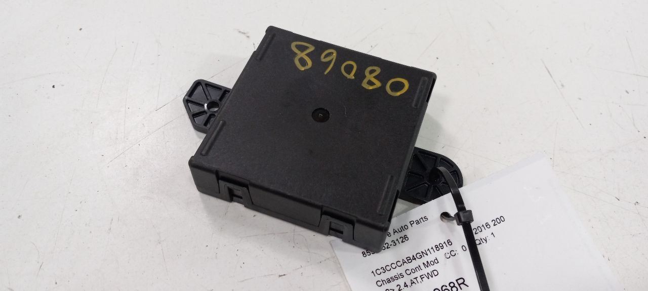 Passenger Chassis ECM Door Control Fits 14-20 CHEROKEE 381776 OEM