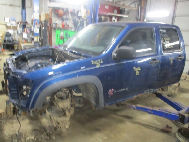 Chassis ECM Body Control BCM Right Hand Kick Panel Fits 05-06 CANYON 351676