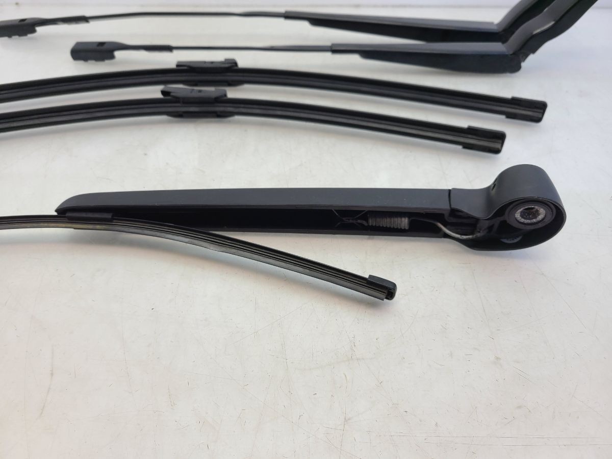 AUDI Q5 FY Wiper Arms Front and Rear