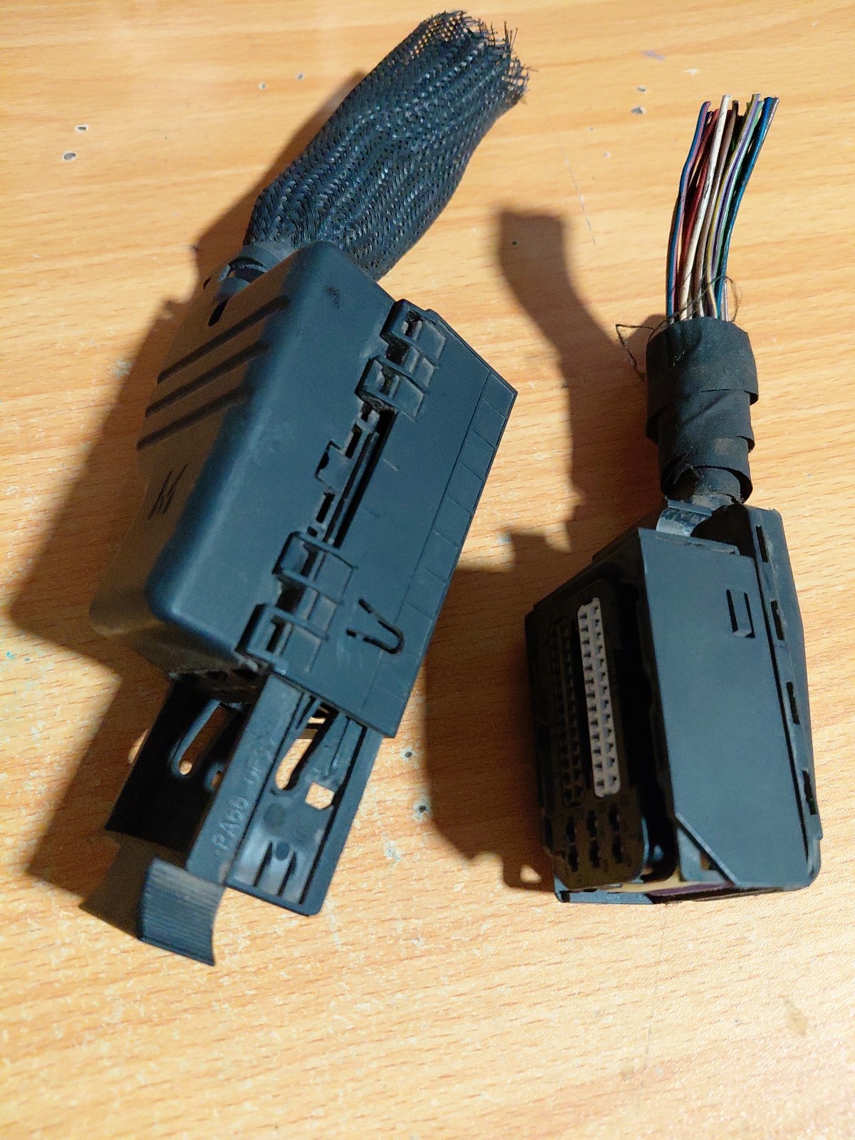 2012 MERCEDES W212 E350 ECU ENGINE COMPUTER CONTROL WIRING CONNECTOR A2769001600