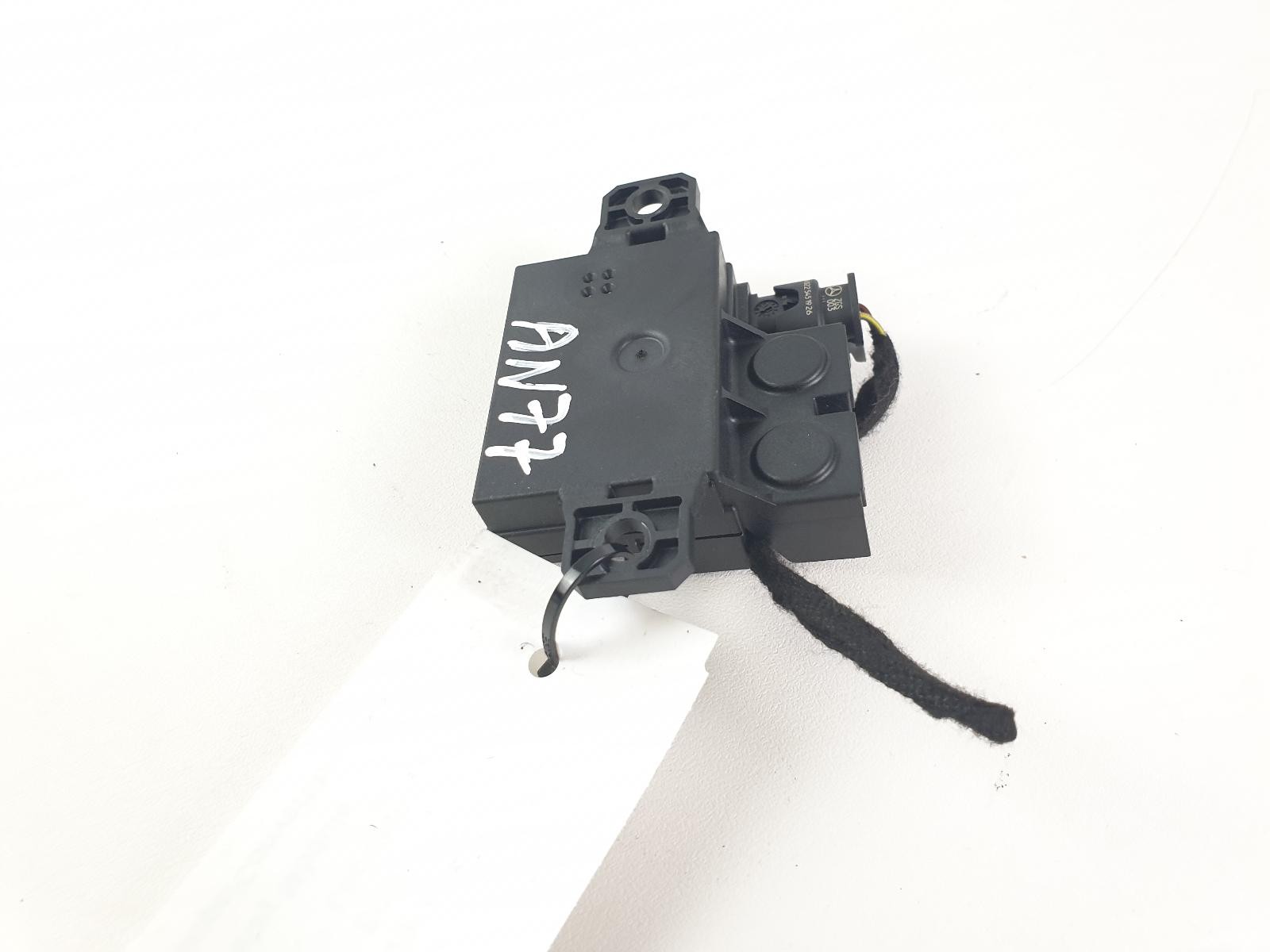 MERCEDES E CLASS W207 COUPE CONTROL ECU A0009822023 2014