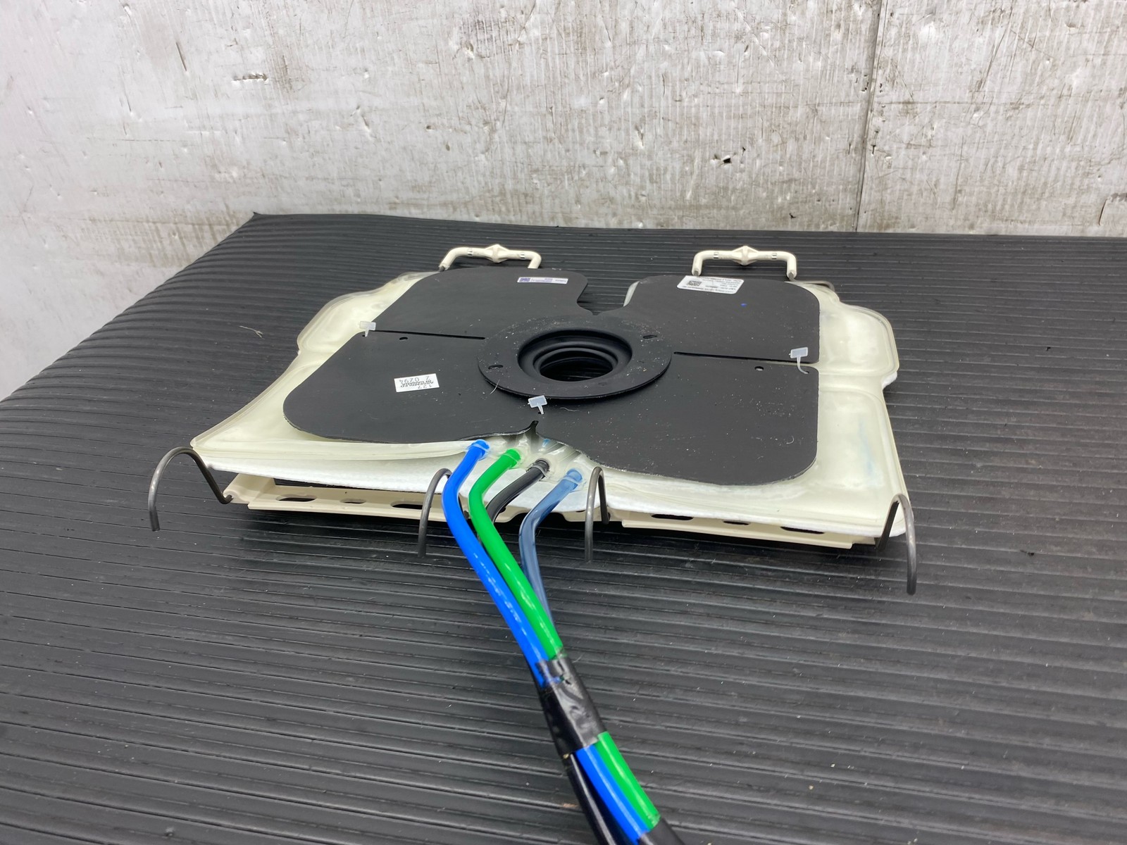 2021 – 2025 FORD EXPLORER OEM LEFT FRONT POWER SEAT ADJUST CONTROL MODULE