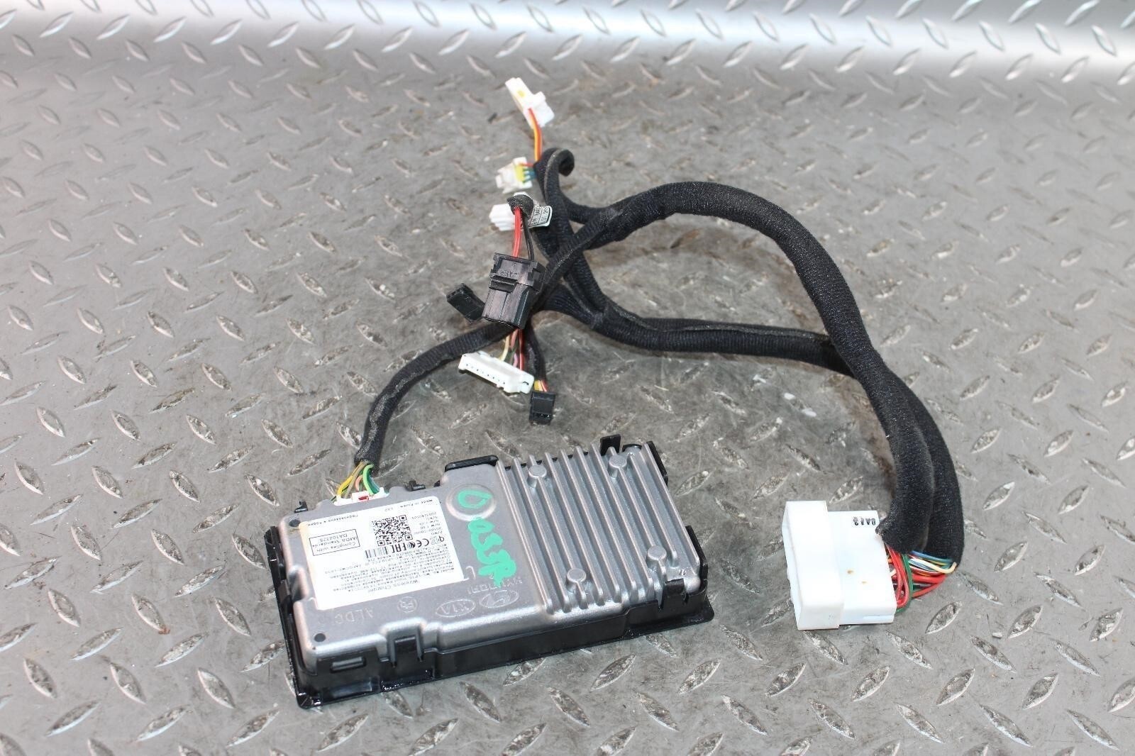 20-22 PALISADE Electronic Wireless Charging Pad Module OEM Factory Harness WTY
