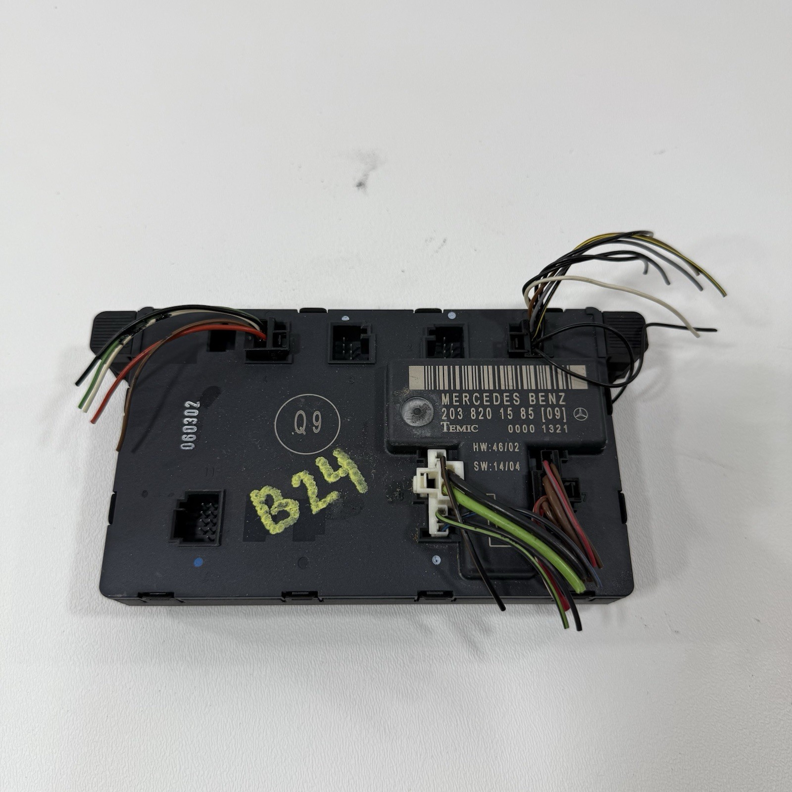 ✅ 01-07 Mercedes W203 C230 C280 C320 Door Control Module Front Left 2038201585