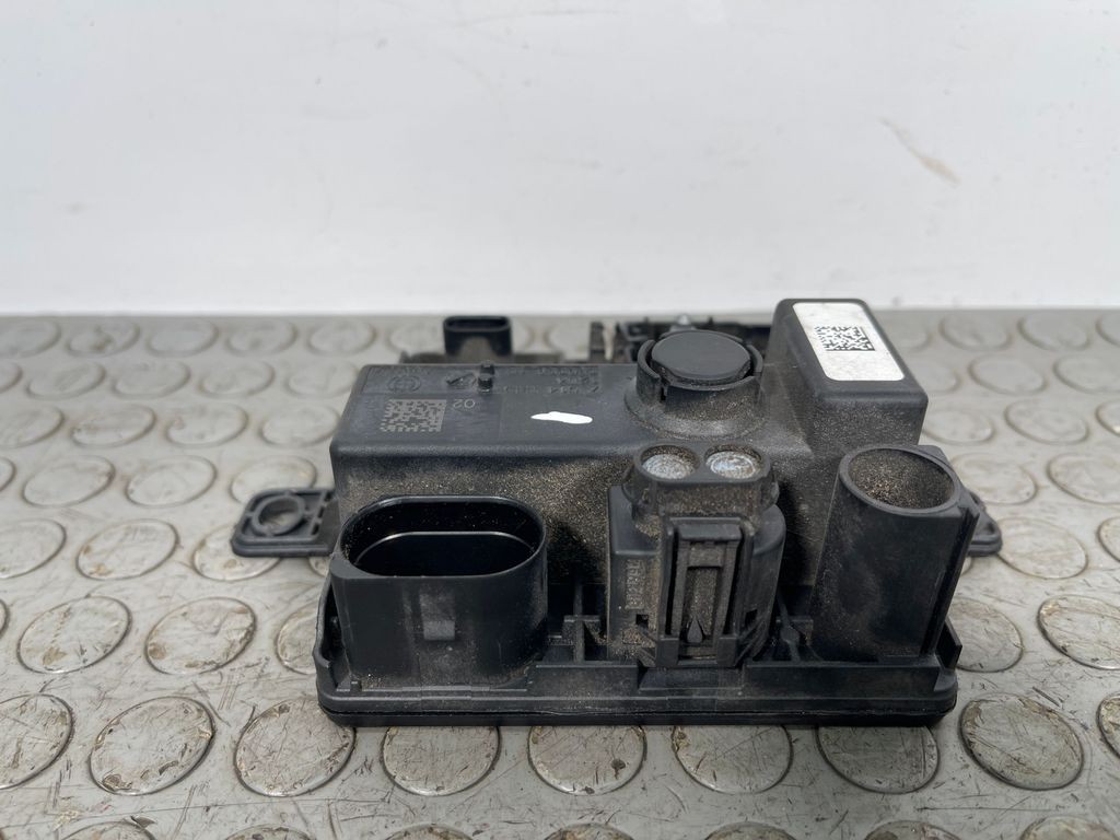 BMW i3 2016 Control Unit Module 7614585 Electric 125kW 647CM3