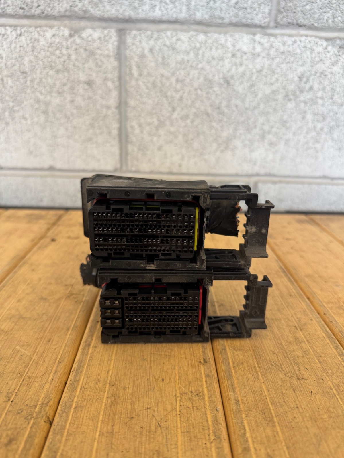 2018 HYUNDAI SANTA FE ENGINE COMPUTER ECU CONNECTORS PLUG PIGTAIL WIRE OEM