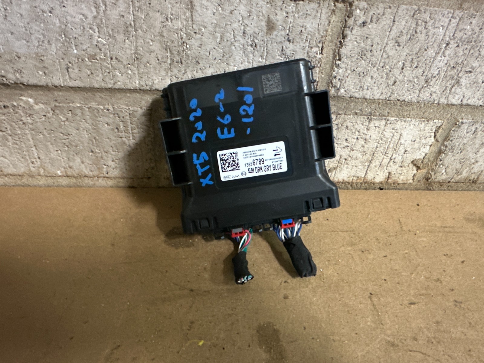 2020-2022 Cadillac XT5 Network Gateway Control Module Unit 13536789 OEM