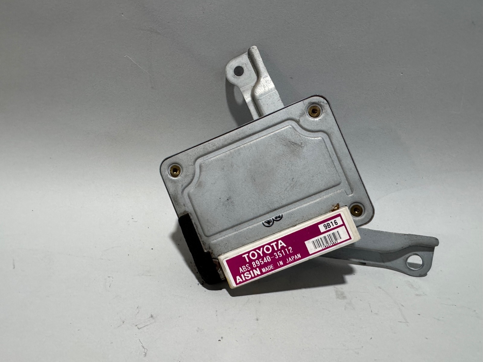 96-00 Toyota 4Runner ABS Skid Control Module Unit SCU Silver 89540-35112 OEM