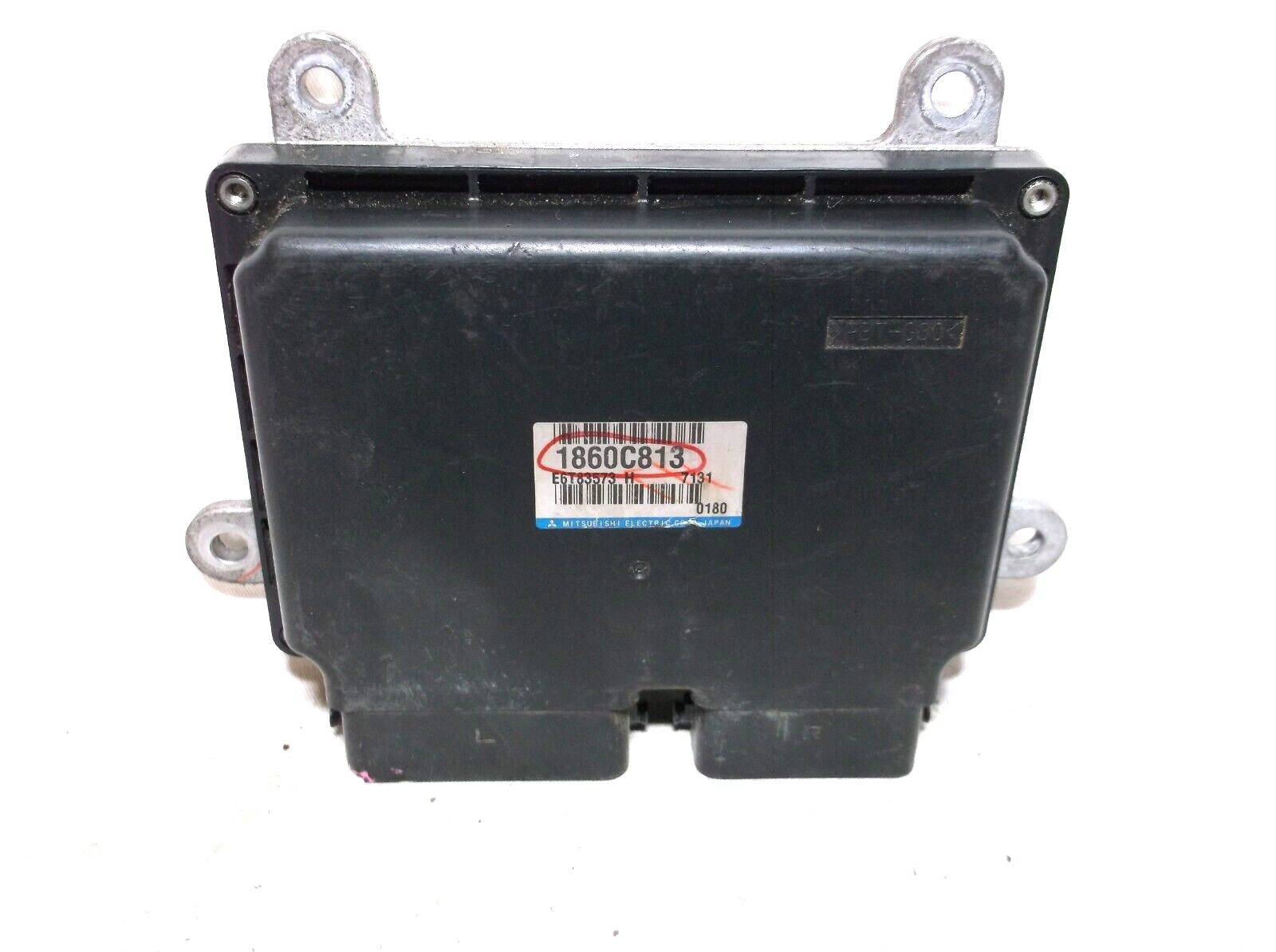 16-17 MITSUBISHI OUTLANDER 2.0L / ENGINE COMPUTER.ECU