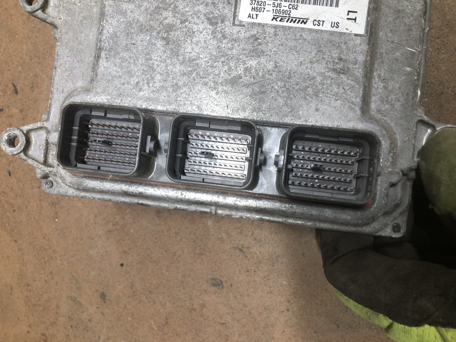 2017 17 Acura MDX 3.5L Engine Control Module Computer ECM ECU OEM 37820-5J6-C62