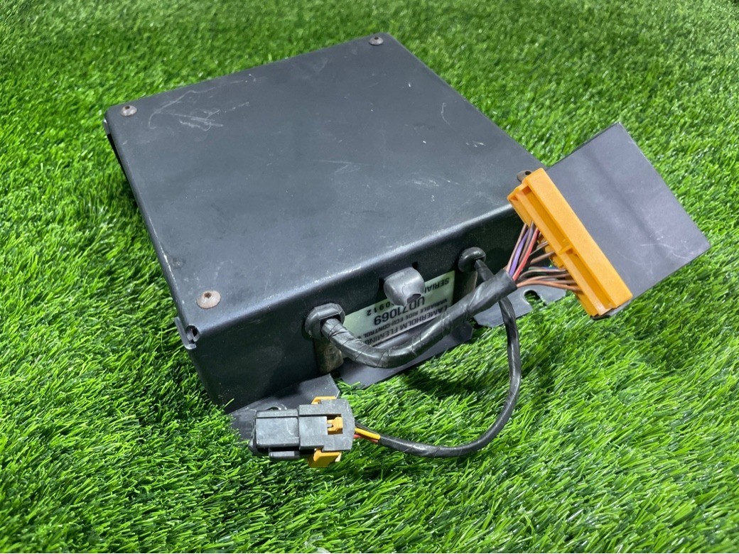 Rolls-Royce Silver Spur 1991 ECU Engine Control Module UD71069 OEM Used
