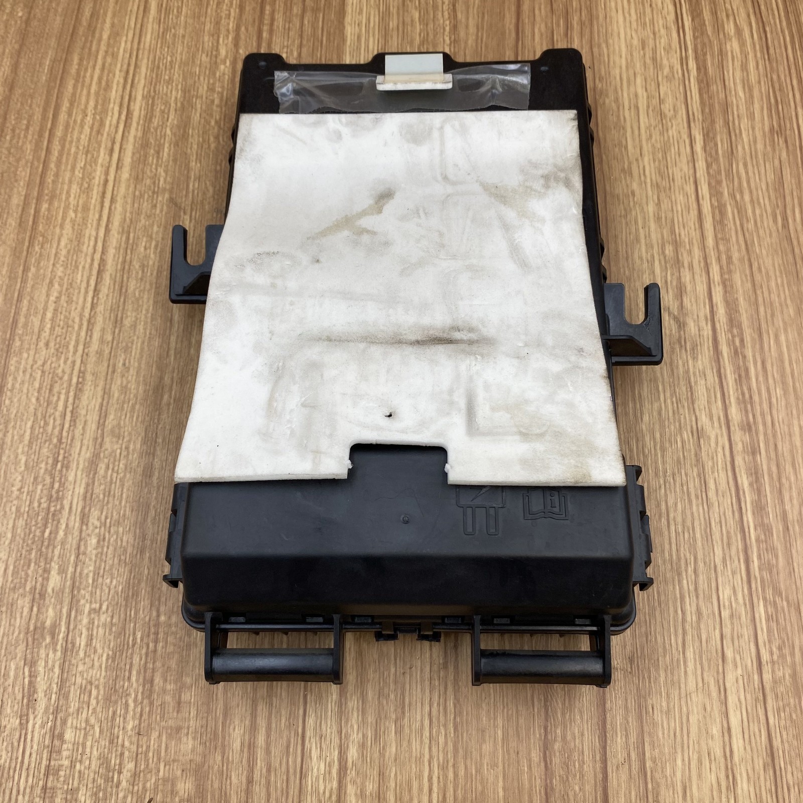 2007-2009 Ford Mustang Fuse Box Body Control Module BCM Delphi 8R3T-14B476-AD