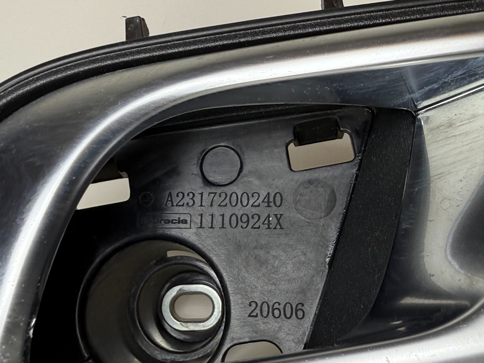 12 – 16 MERCEDES R172 SLK-CLASS FRONT RIGHT INTERIOR DOOR HANDLE A1727660478 OEM