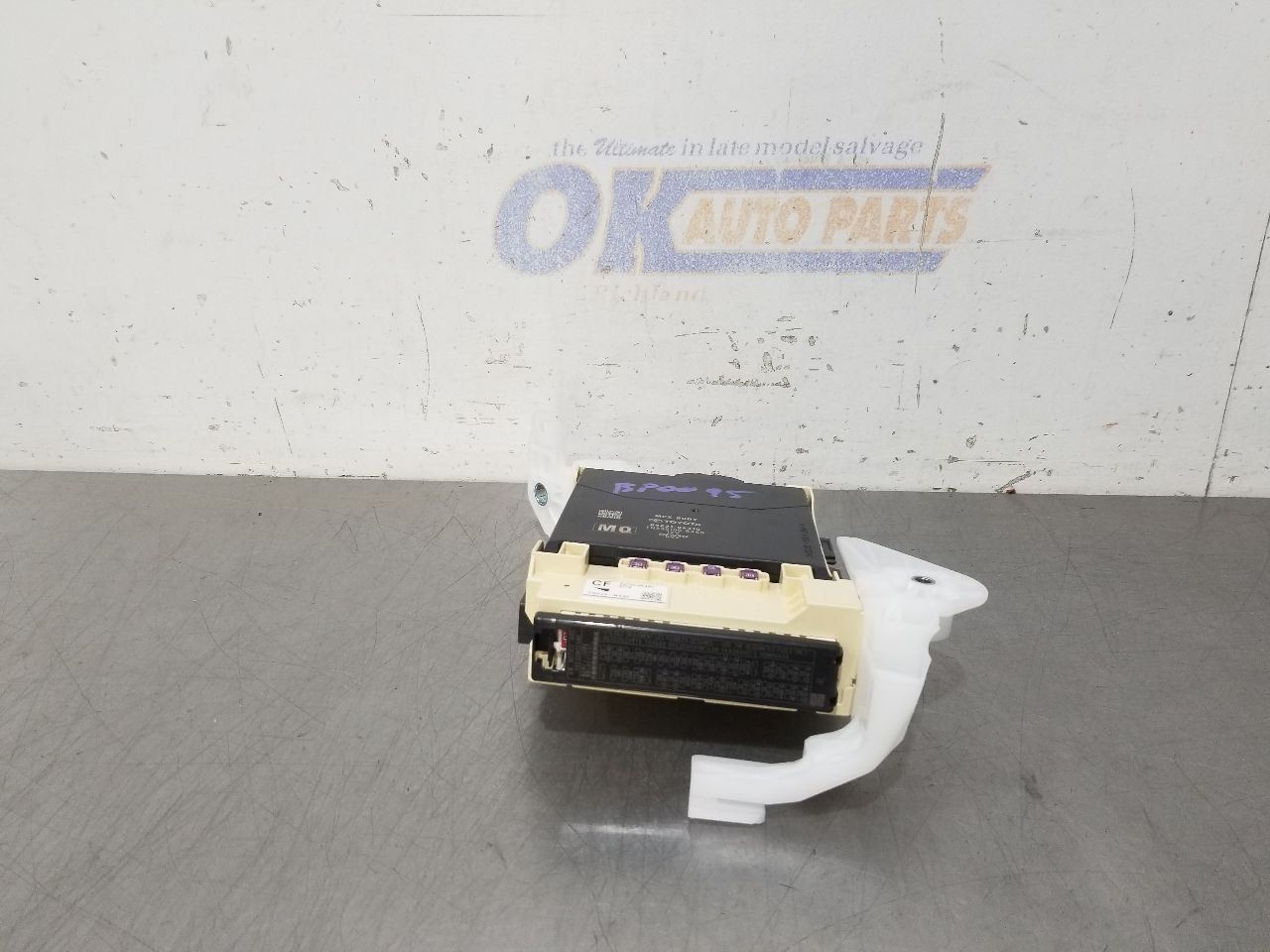 19 2019 TOYOTA CAMRY XLE MULTIPLEX NETWORK CONTROL MODULE 8922106310