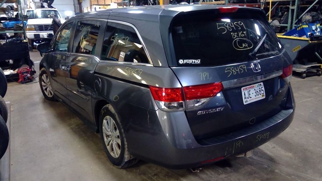 Chassis ECM Theft-locking Power Control Unit EX Fits 14-17 ODYSSEY 4166465