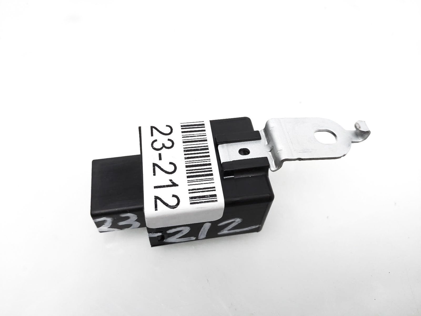 2016-2021 Mazda Cx-9 Stop Lamp Control Module Unit Ka0m-67-Ya0