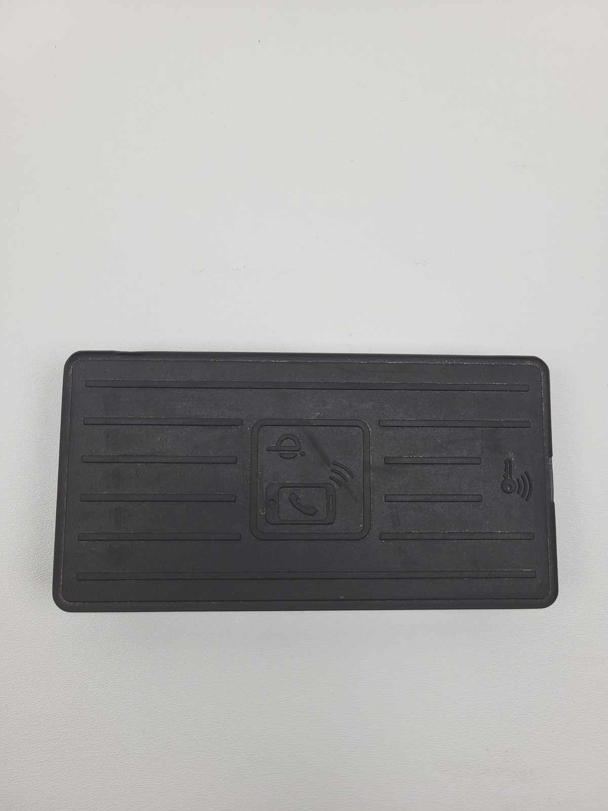 2024 Audi A5 Sportback Console Wireless Phone Charger Pad Module 4K0-035-502-B