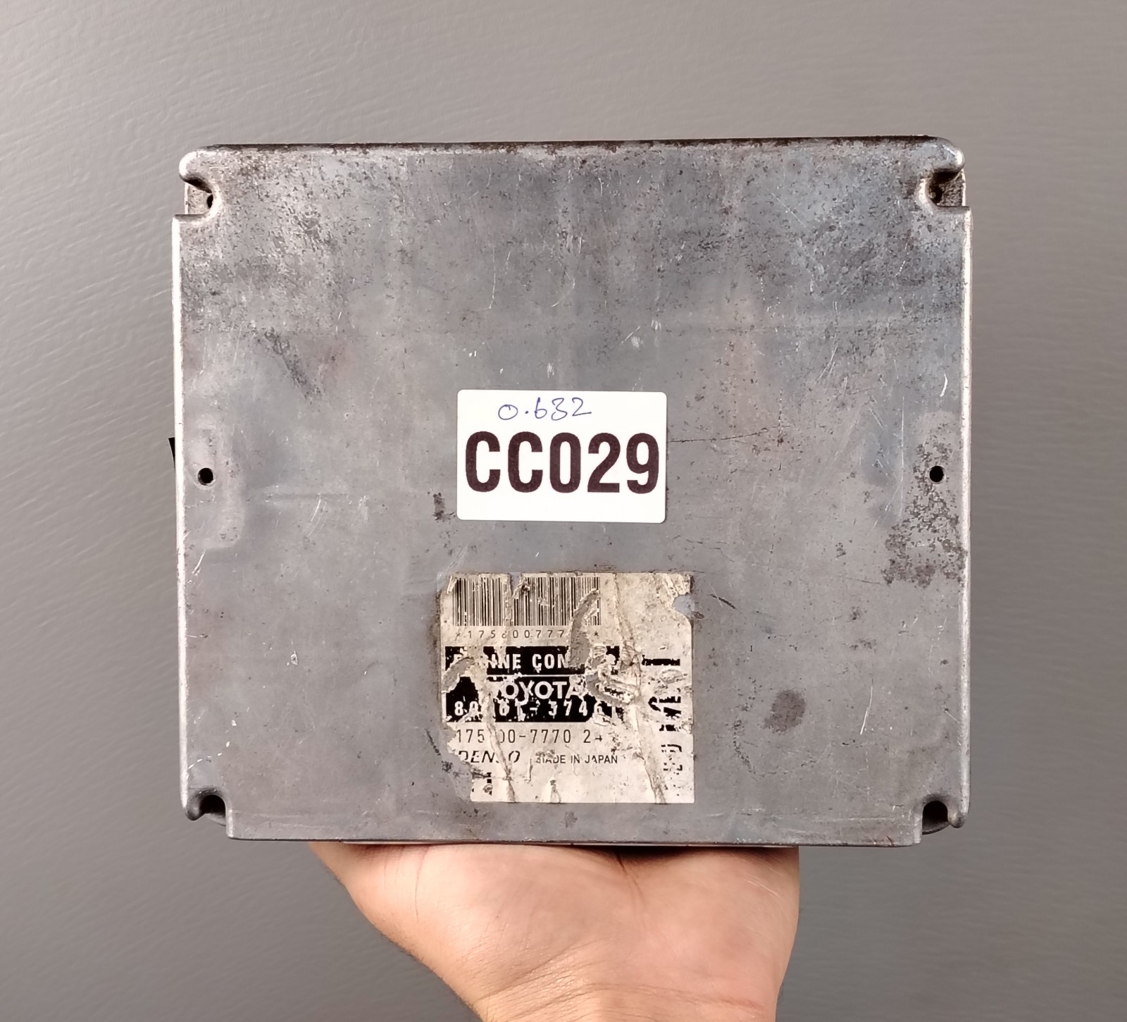 HINO DUTRO DYNA S05D-D Engine Control Unit ECU 89661-37461 DENSO 175800-7770