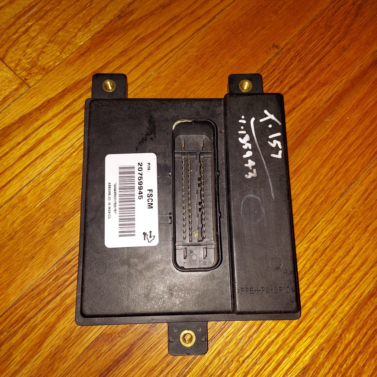 08 – 09 TAHOE SILVERADO YUKON Fuel Pump Control Module 20759945 FPCM FSCM OEM