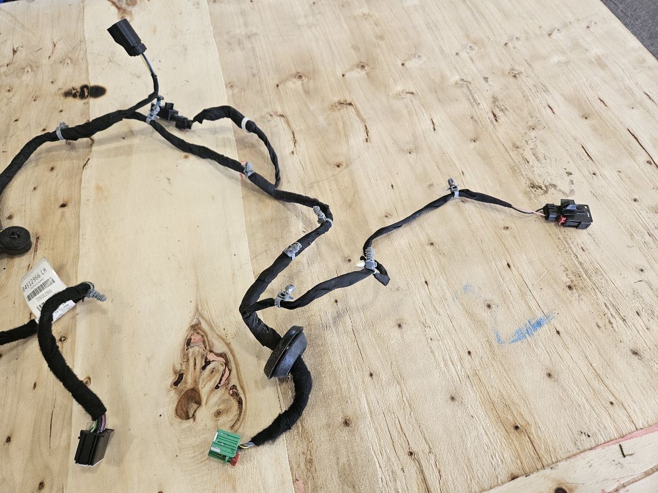 2019 SIERRA LH DRIVER REAR DOOR WIRING HARNESS 84512966 64K MILES