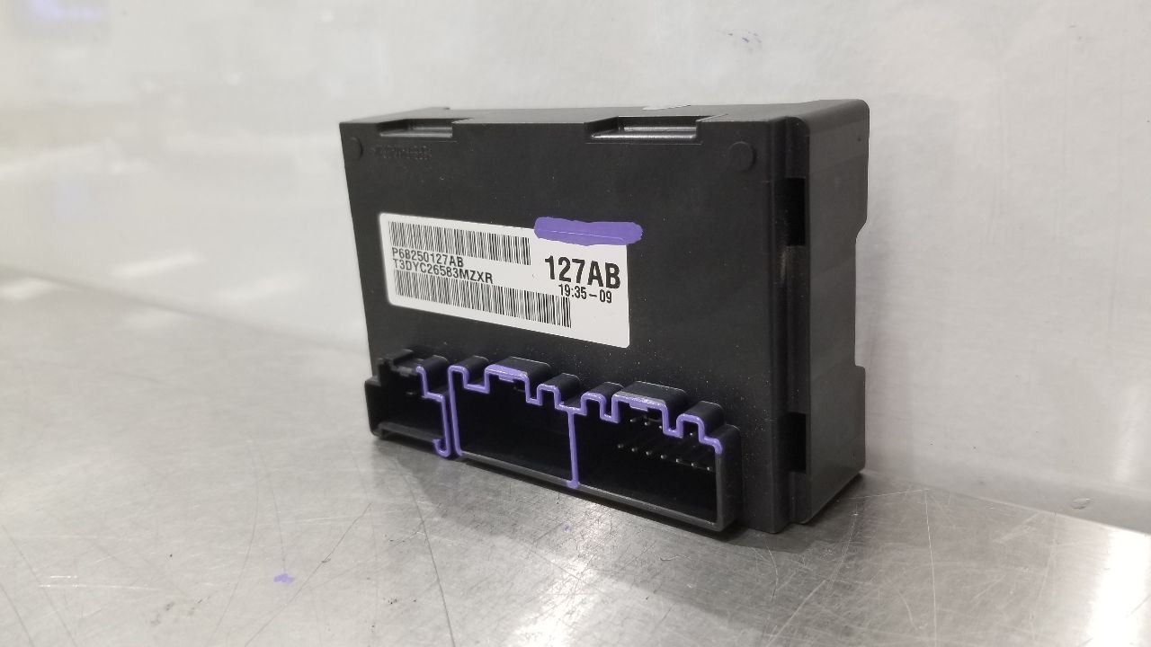 18 DODGE RAM 2500 TRANSFER CASE CONTROL MODULE 68250127AB