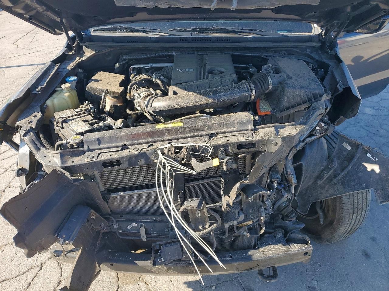 Used Body Control Module fits: 2023 Nissan Frontier Body Control BCM engine comp