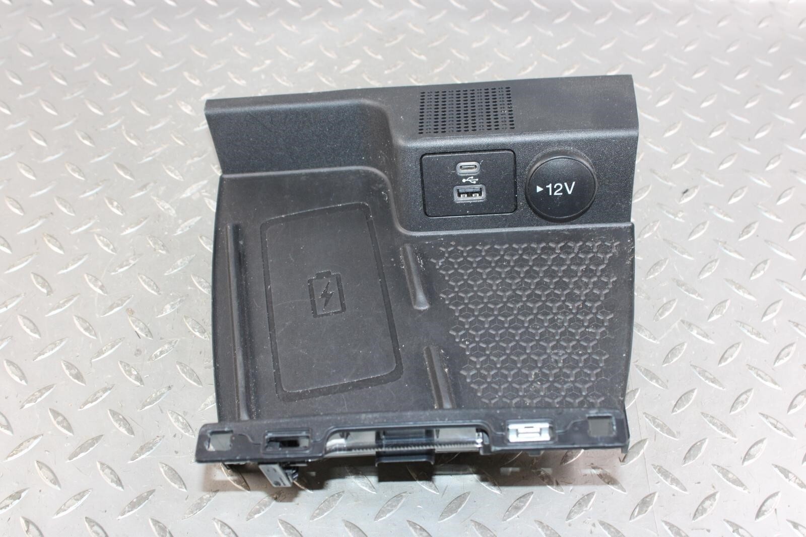 21-23 Bronco Black Floor Center Console Wireless Wire Less Charging Pad Panel OE