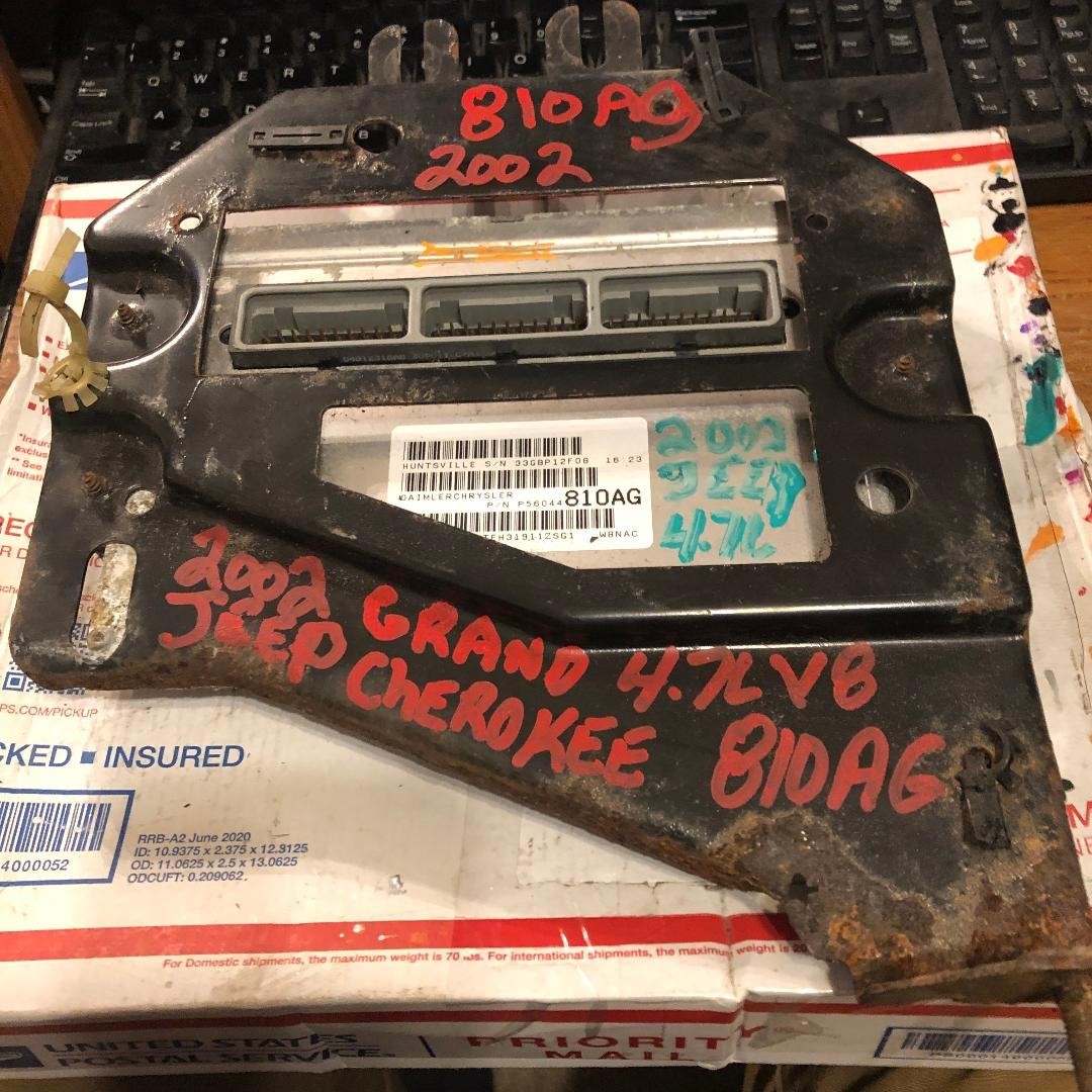 2002 02 JEEP GRAND CHEROKEE 4.7L 4X4 ECU ENGINE COMPUTER PCM 56044810AG 810