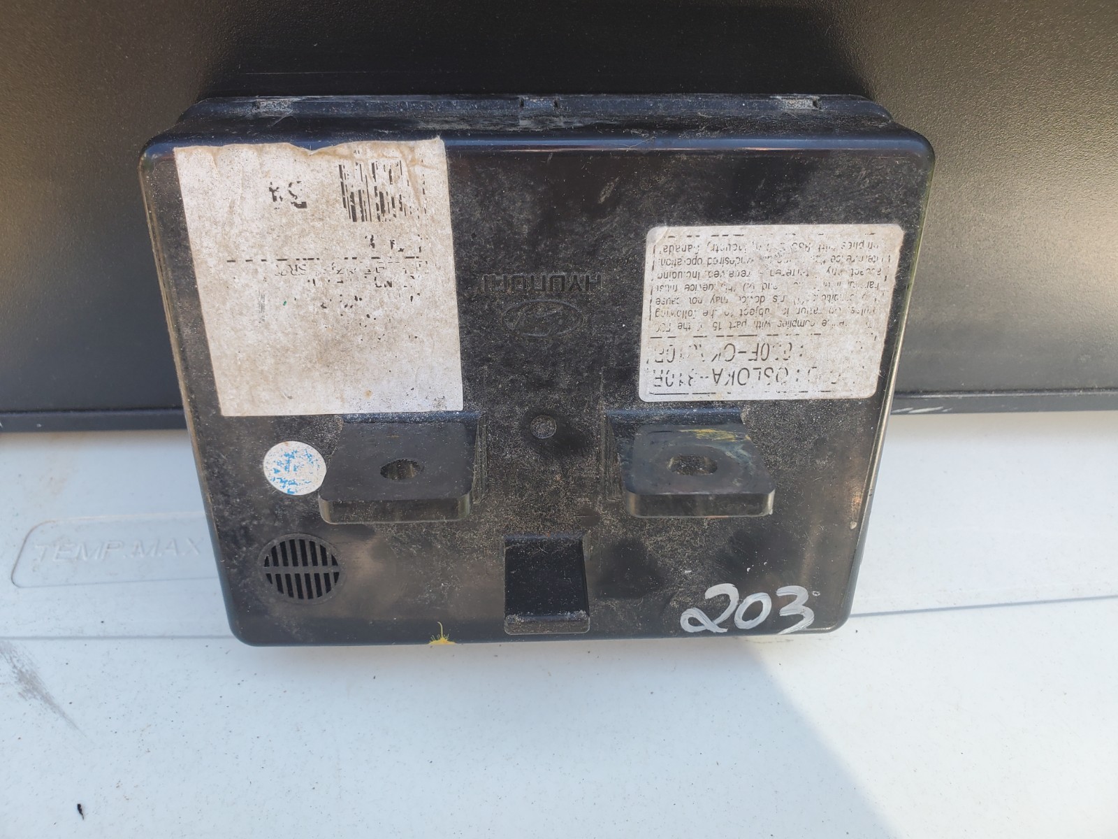 Used Body Control Module fits: 2008 Hyundai Sonata Body Control BCM center dash
