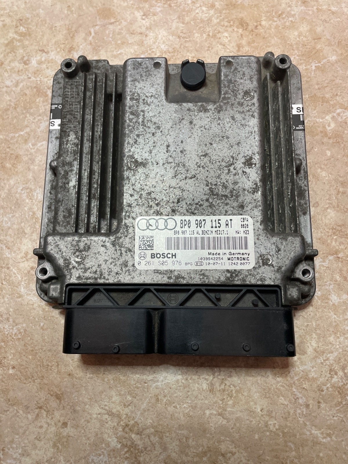 2011 audi a3 8p ecu ecm pcm 8PO907115AT *used* in good working condition.