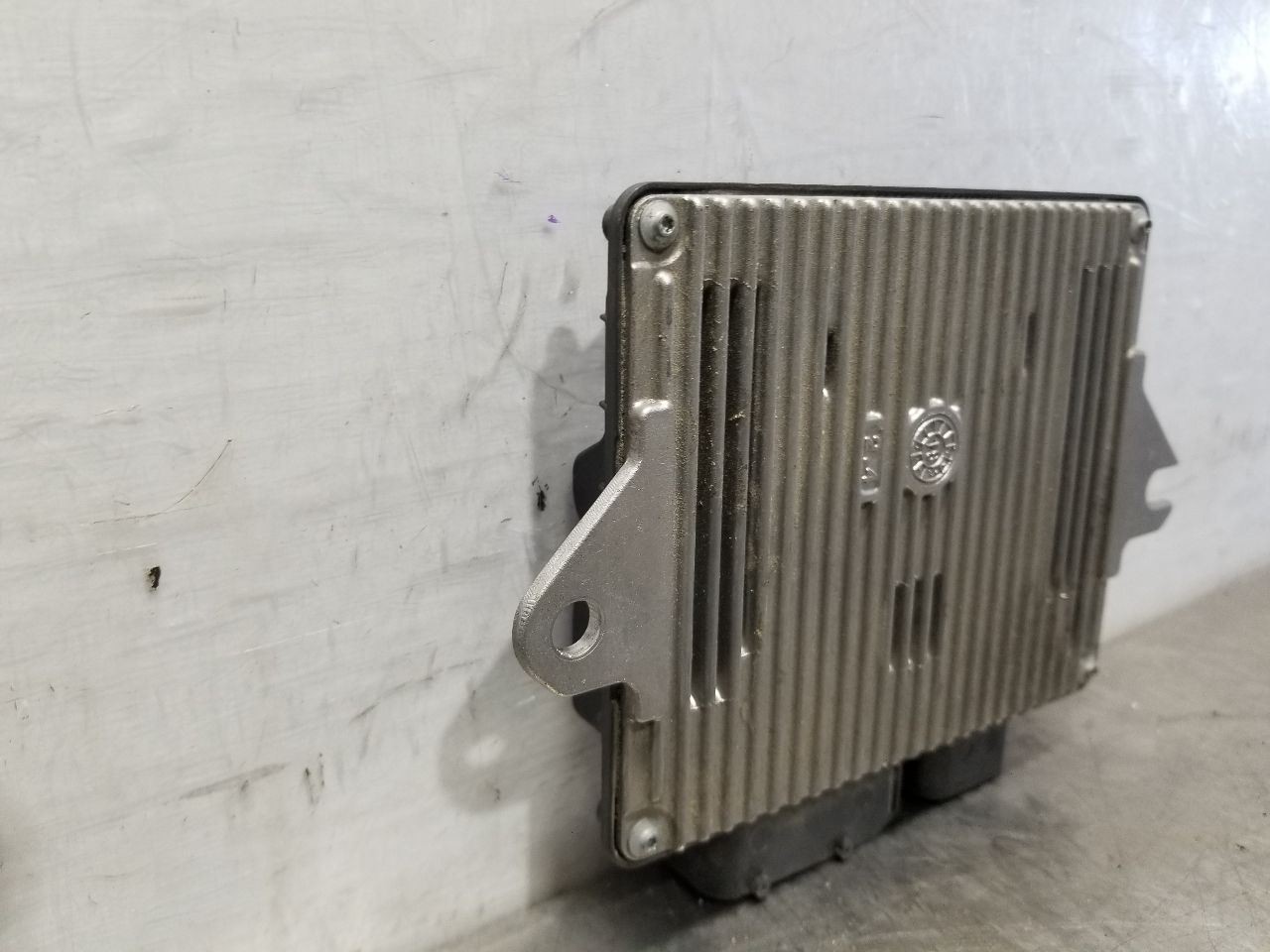 19 2019 INFINITI QX60 VALVE CONTROL MODULE 237F09PJ1A