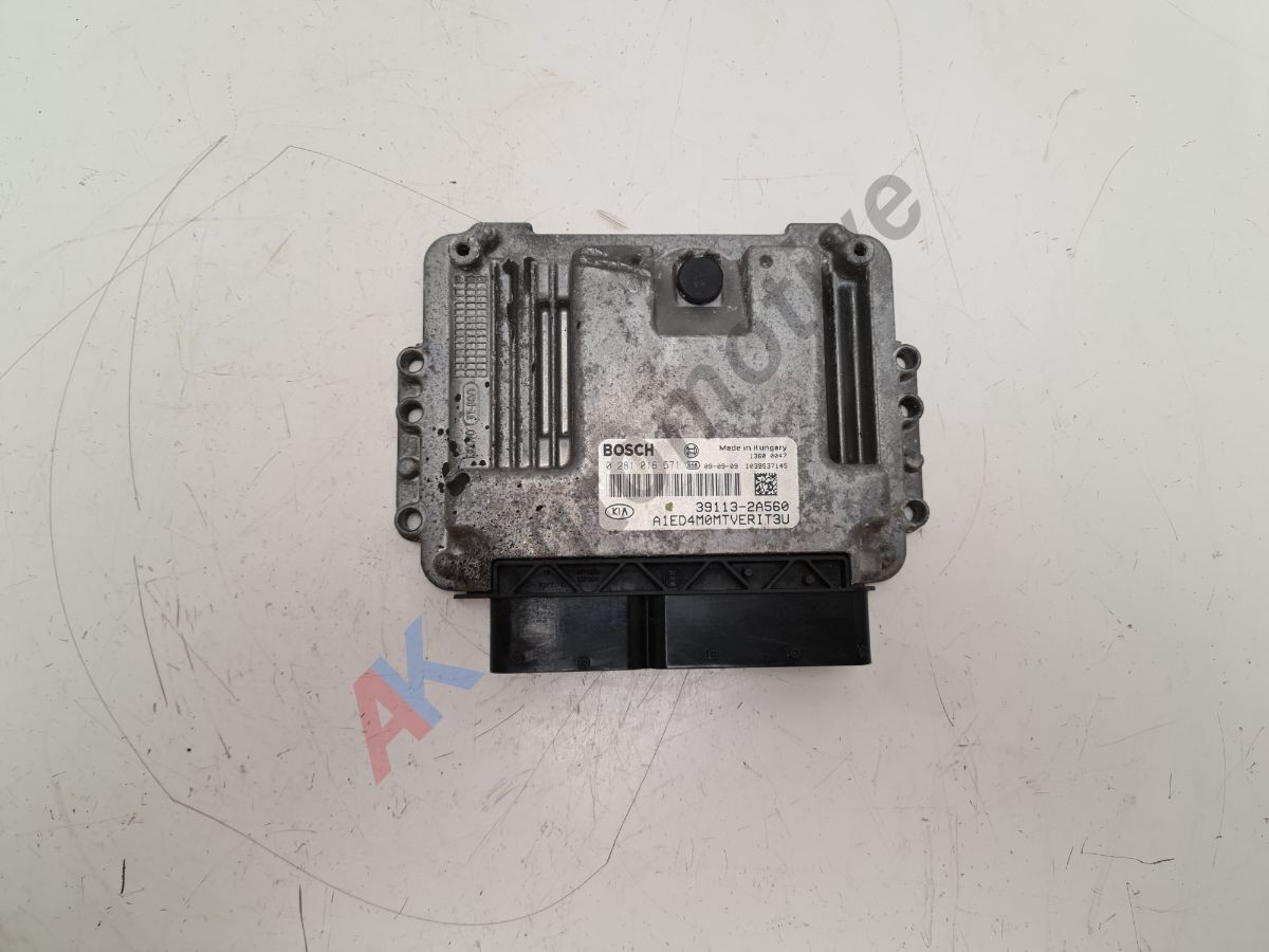 Kia Ceed ED MK1 2006-2012 – Engine ECU Control Module 1.6 Diesel CRDI