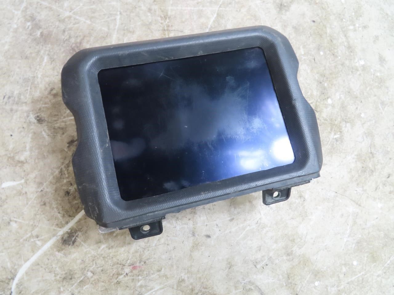 2021 2022 Jeep Wrangler OEM 8.4 UConnect Touchscreen Navigation Radio 68472587