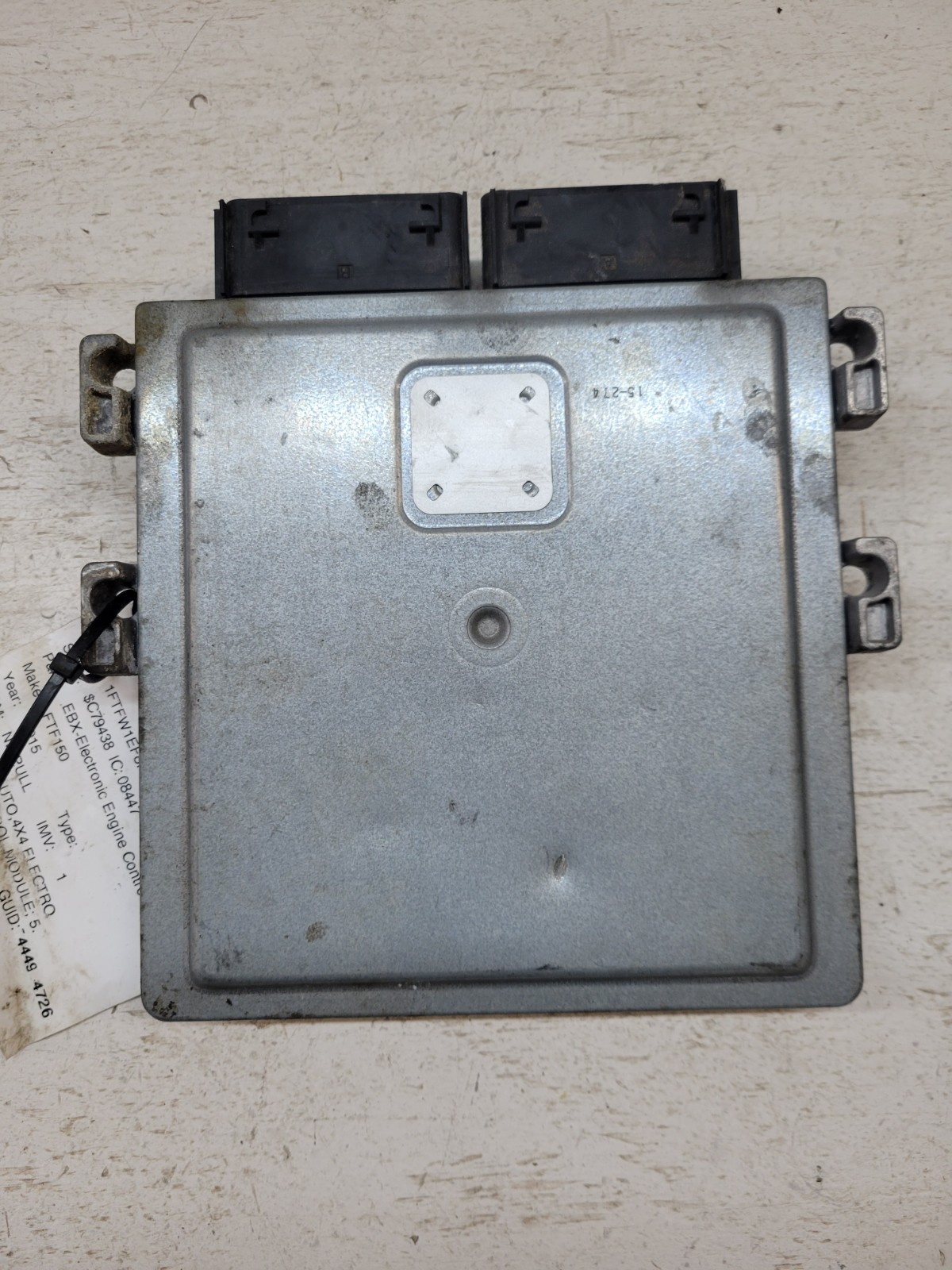 15-17 Ford F-150 5.0L Engine Control Module ECM FR3A-12B684-CLB *Cracked Plug*