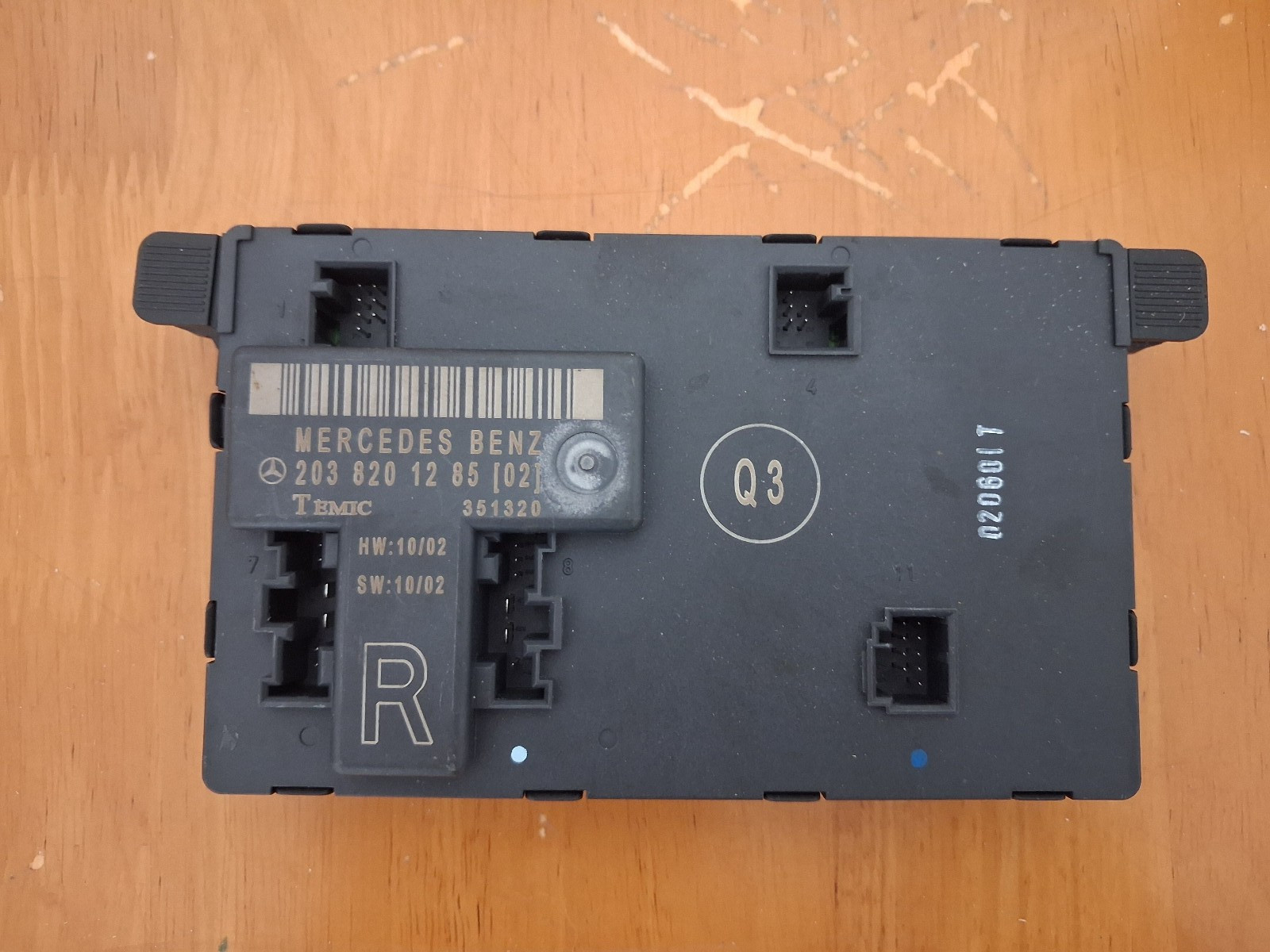 NEW GENUINE MERCEDES W203 OSF DOOR CONTROL MODULE A2038201285