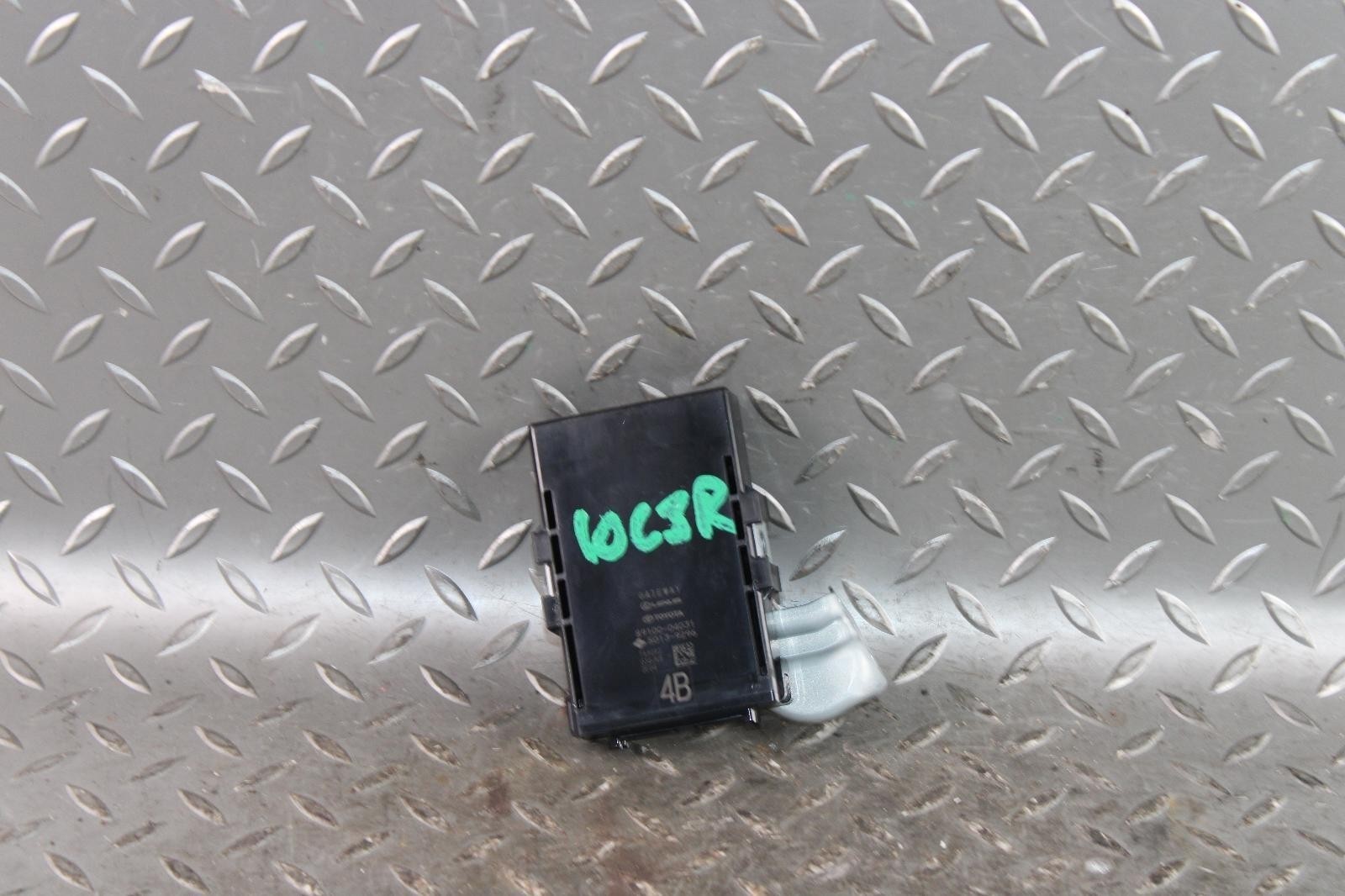 18-23 Tacoma RH Dash Network Gateway Control Module Computer OEM OE Factory WTY