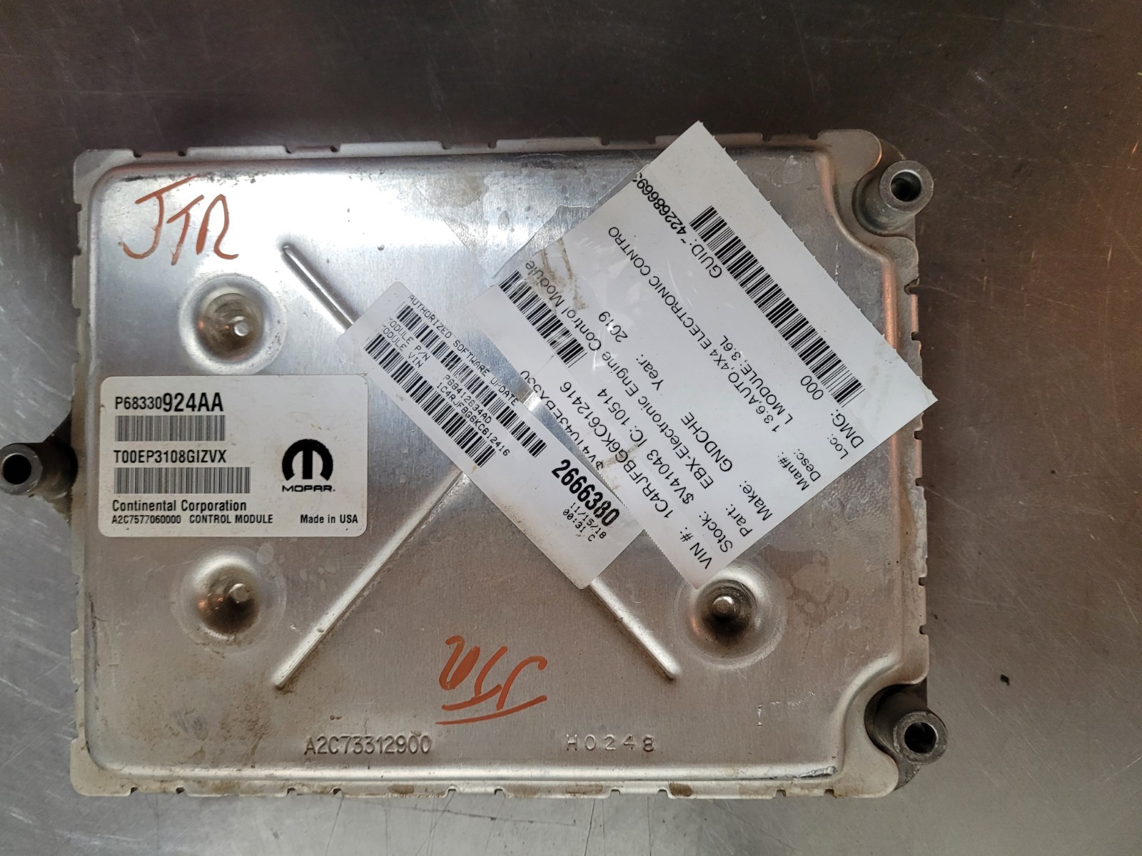 DAMAGED 18-19 Grand Cherokee 3.6L Engine Control Module PCM OEM P68330924AA *J
