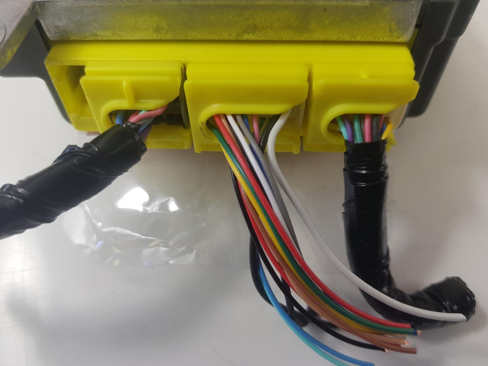 NISSAN X TRAIL AIBAG CONTROL ECU 988204BF0A MK3 T32 2014