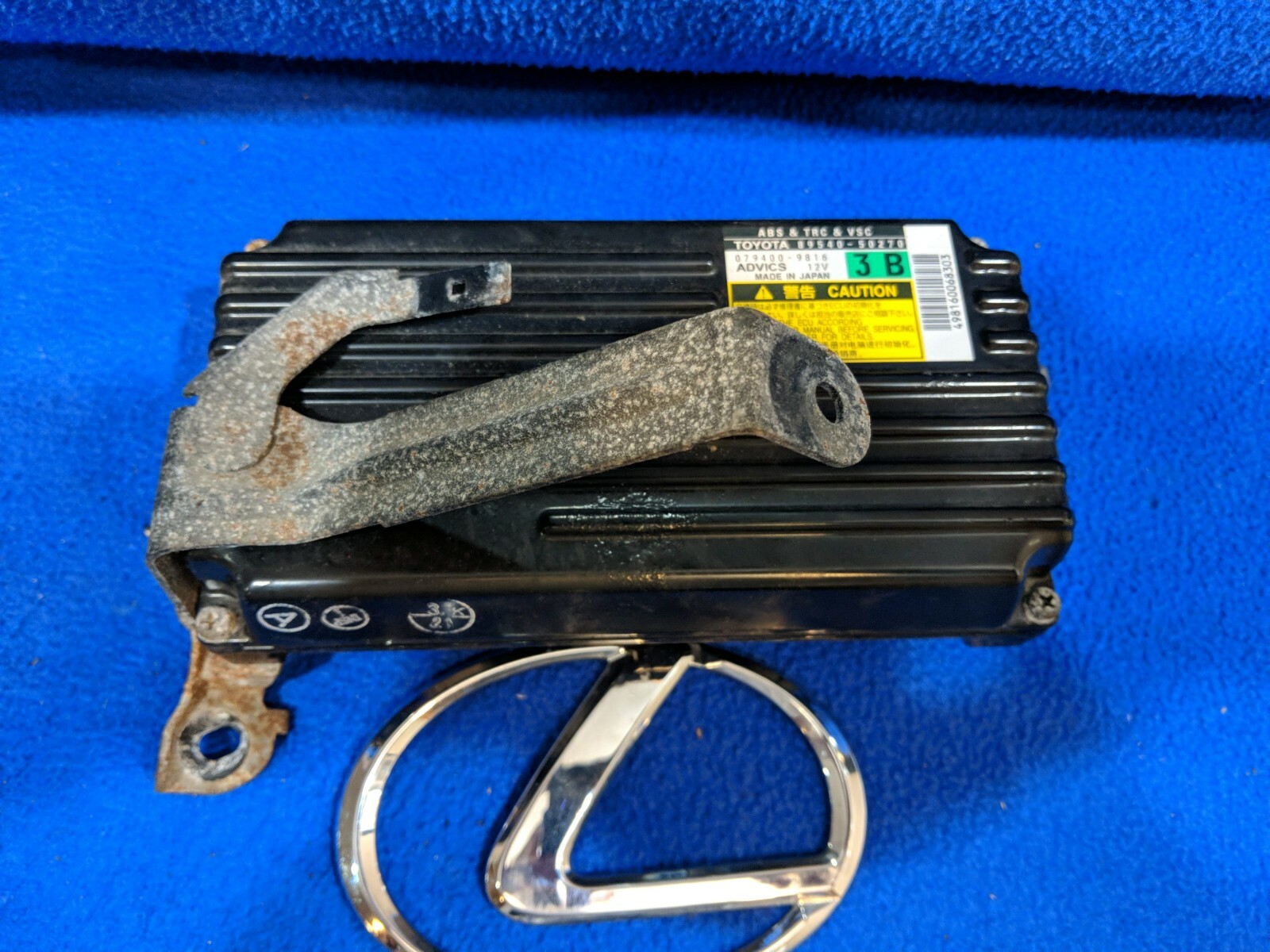 2008-2009 LEXUS LS600H LS600HL CHASSIS STABILITY SKID CONTROL MODULE abs oem