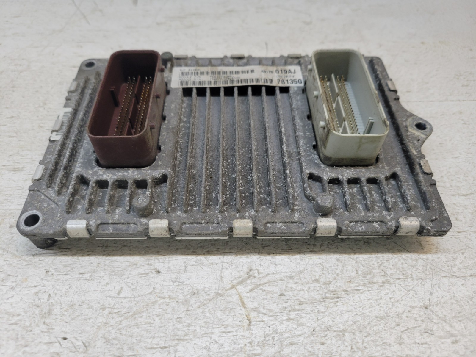 2014 Dodge Ram 1500 Jeep Grand Cherokee 5.7L Engine Computer ECM OEM P05150816AB