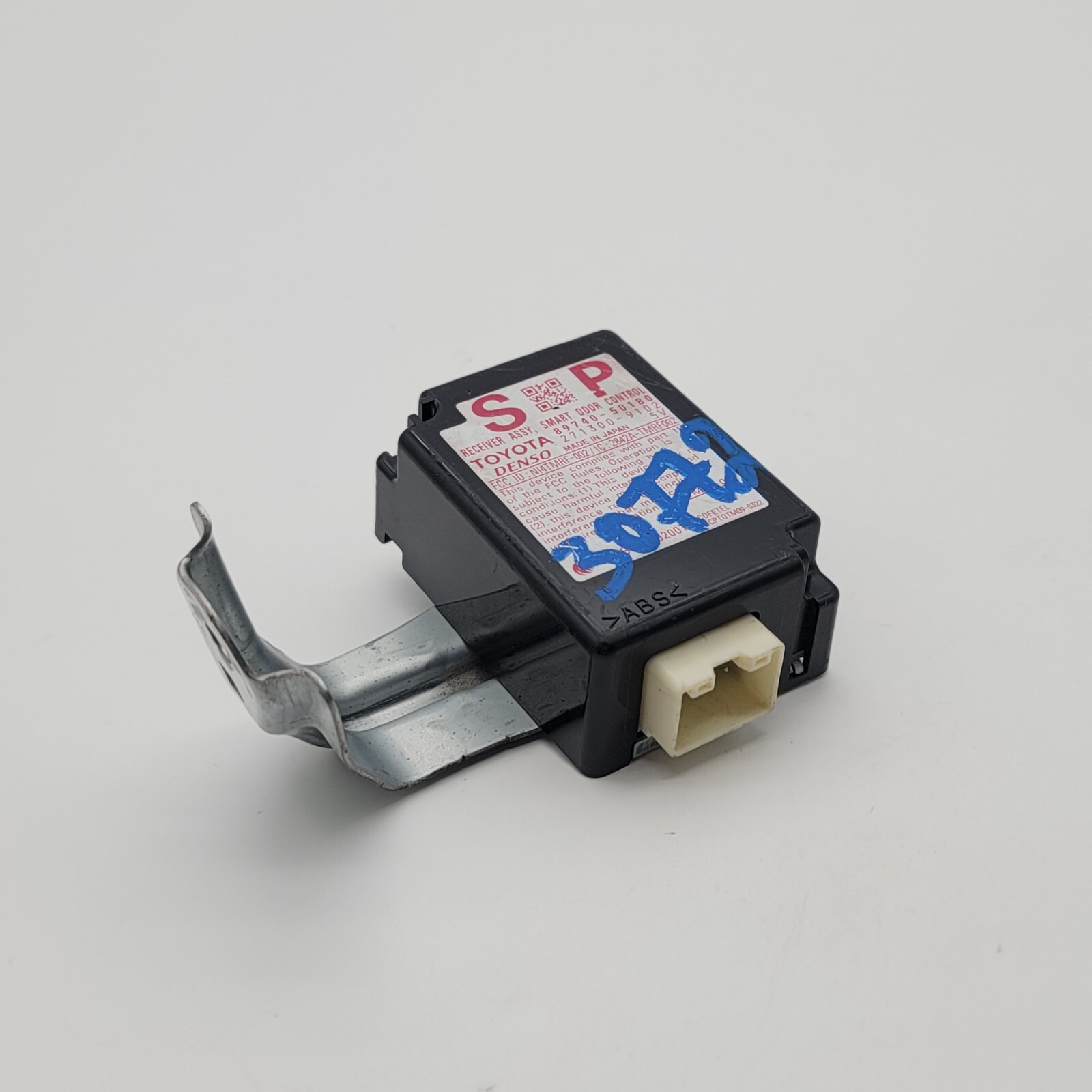 2010 – 2017 LEXUS LS460 LS600H SMART DOOR KEYLESS ENTRY RECEIVER CONTROL MODULE