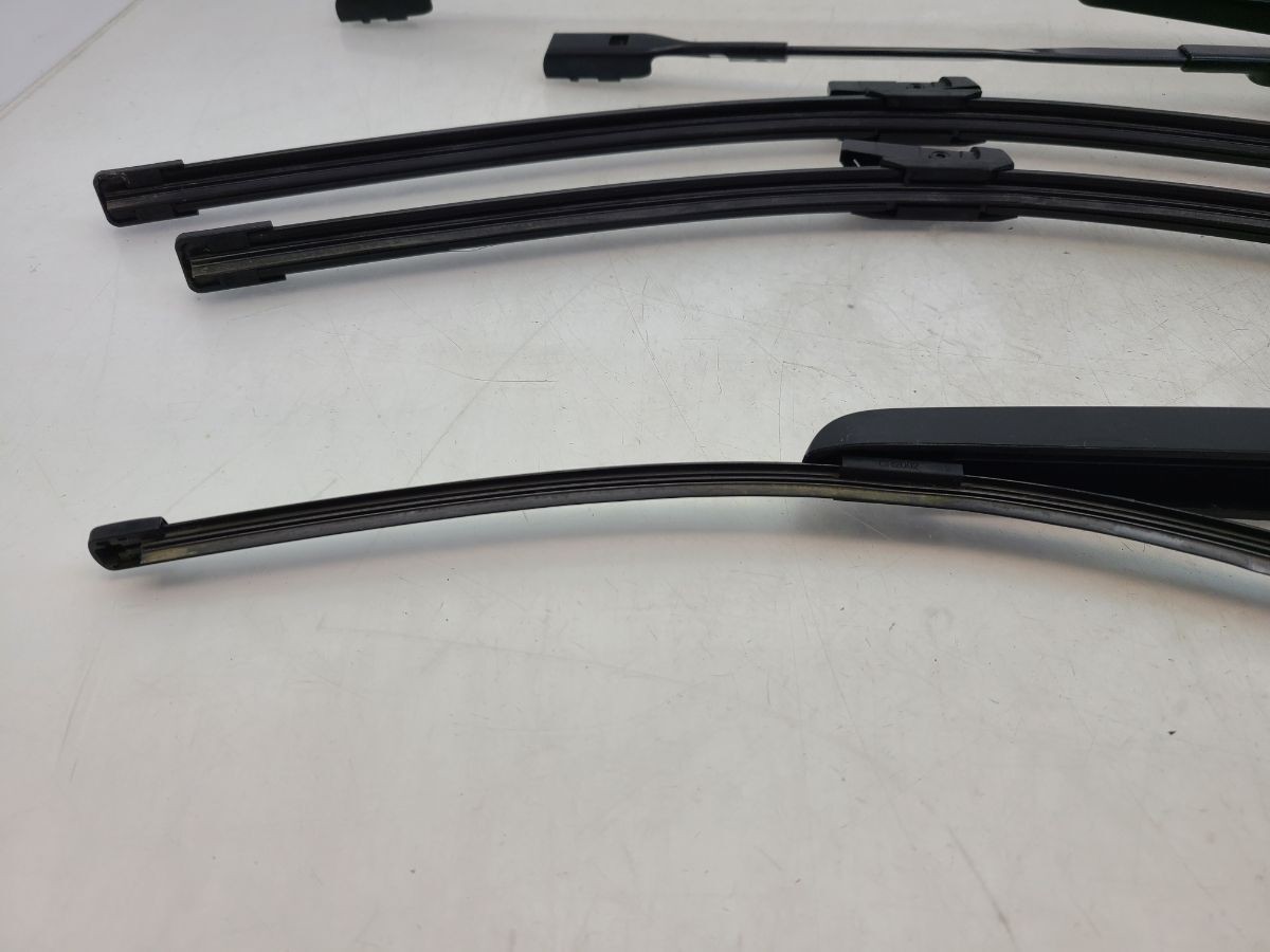 AUDI Q5 FY Wiper Arms Front and Rear